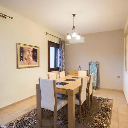 View - 3bd Apartment, Fully Equipped Lägenhet Delphi