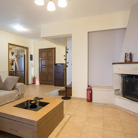 Apartment View - 3bd Apartment, Fully Equipped Delphi